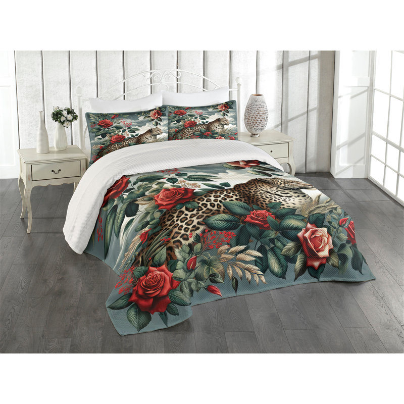 Floral Coverlet, Queen Coverlet + 2 Standard Shams