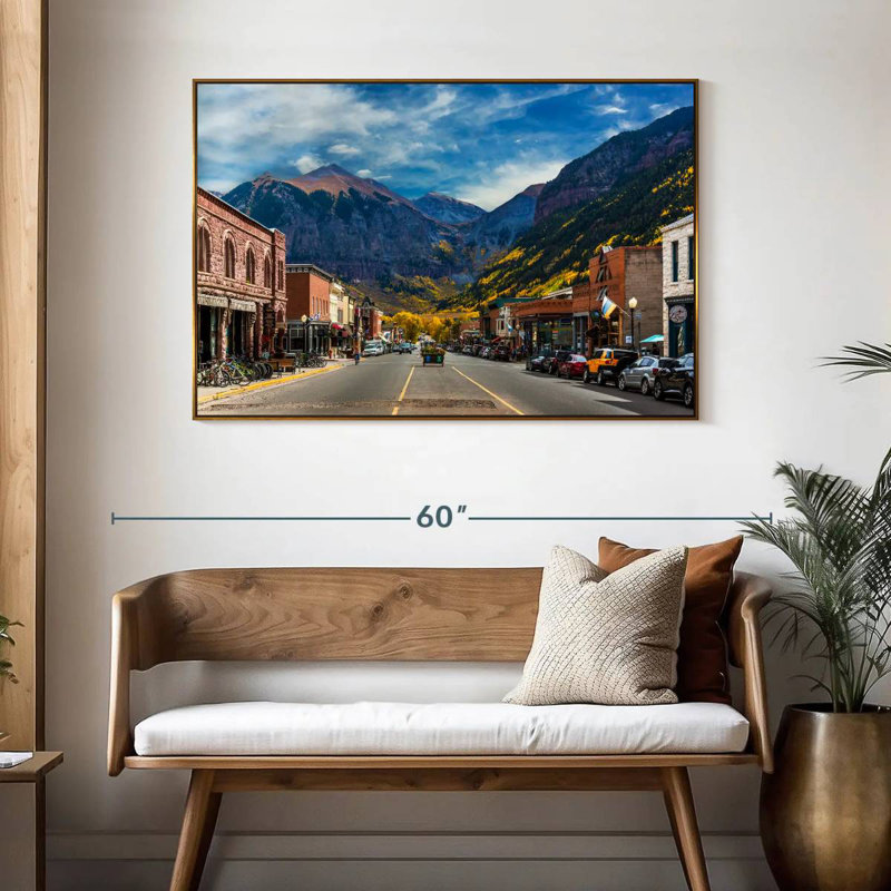 Petite ville de Telluride, 46 po x 31 po, Cadre flottant doré
