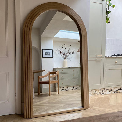 Miroir demi-cercle en bois manufacturé