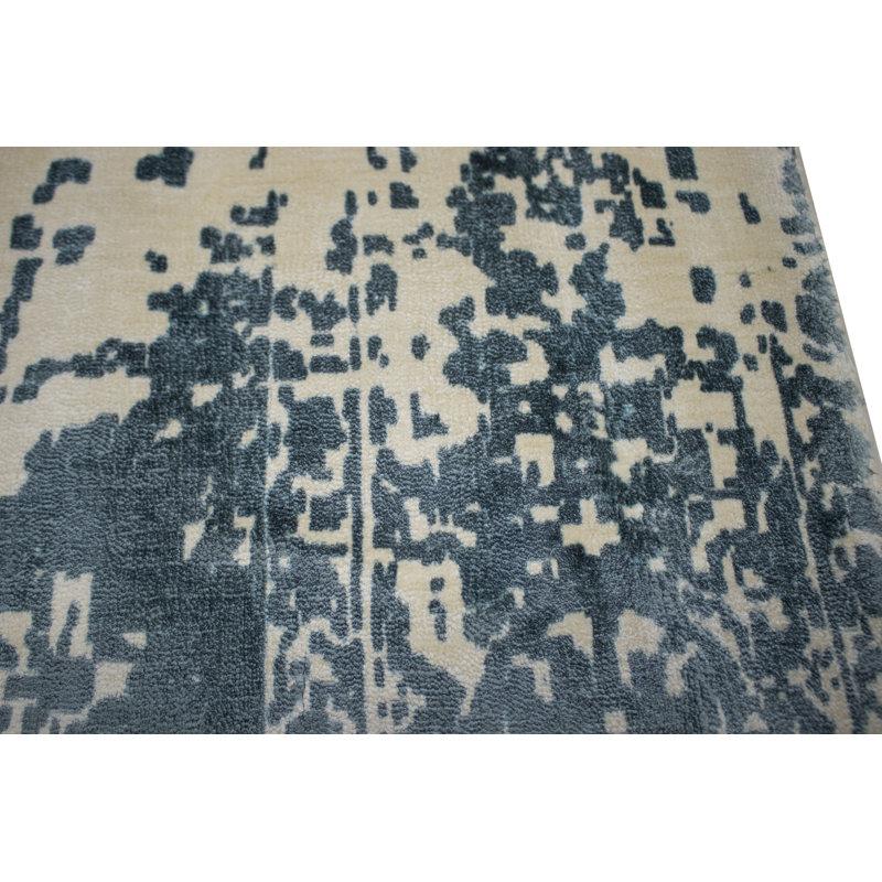 Wool and Viscose Floral Indoor Rug