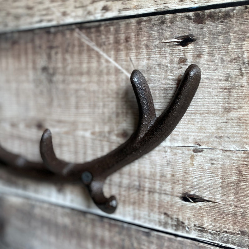 Ernbiorn Metal Wall Organizer with Key Hooks