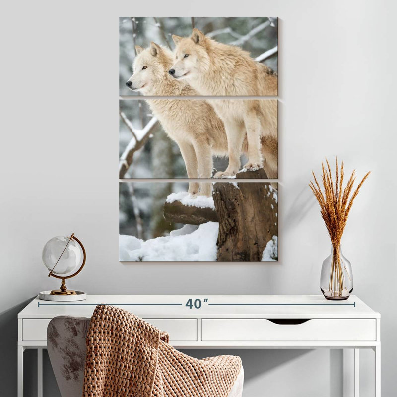 Brampt Two Wolves, 32" H x 20" W