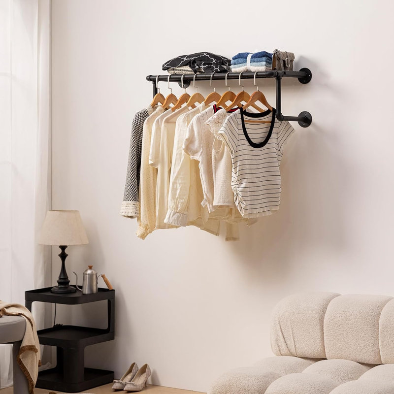 Porte-vêtements style industriel avec tuyaux, noir