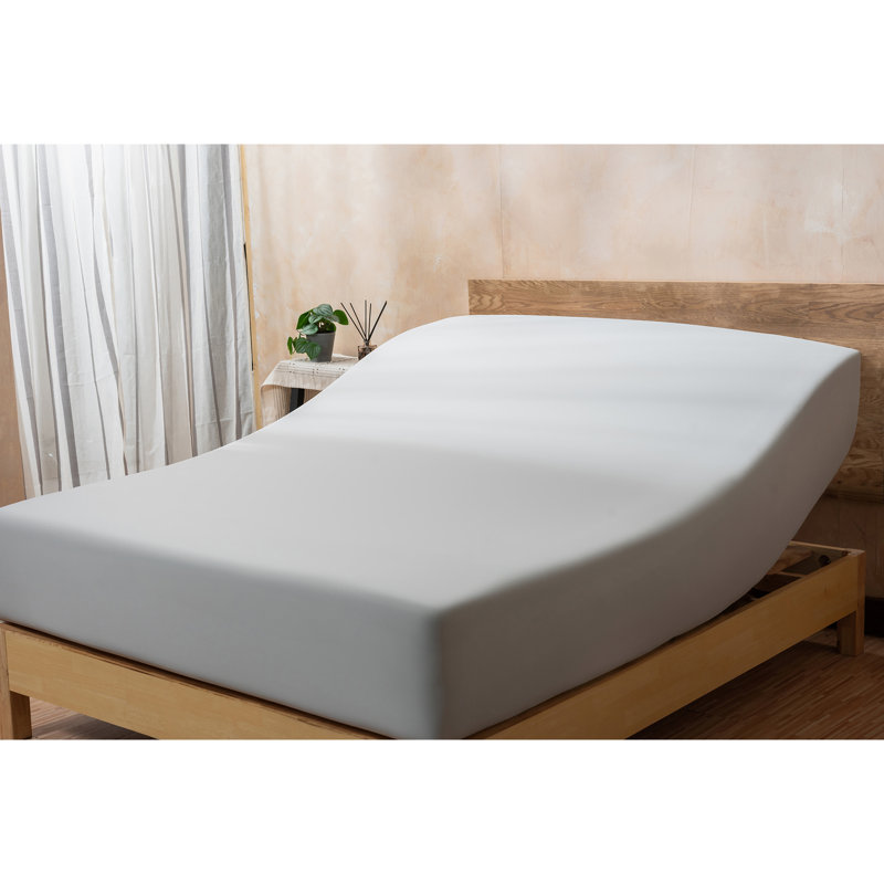 REST® Evercool® Fitted Sheet – Breathable Cooling Sheet for Hot Sleepers and Night Sweats, Self-Cleaning Silver Yarn, Ultra-Soft Fabric for Sensitive Skin