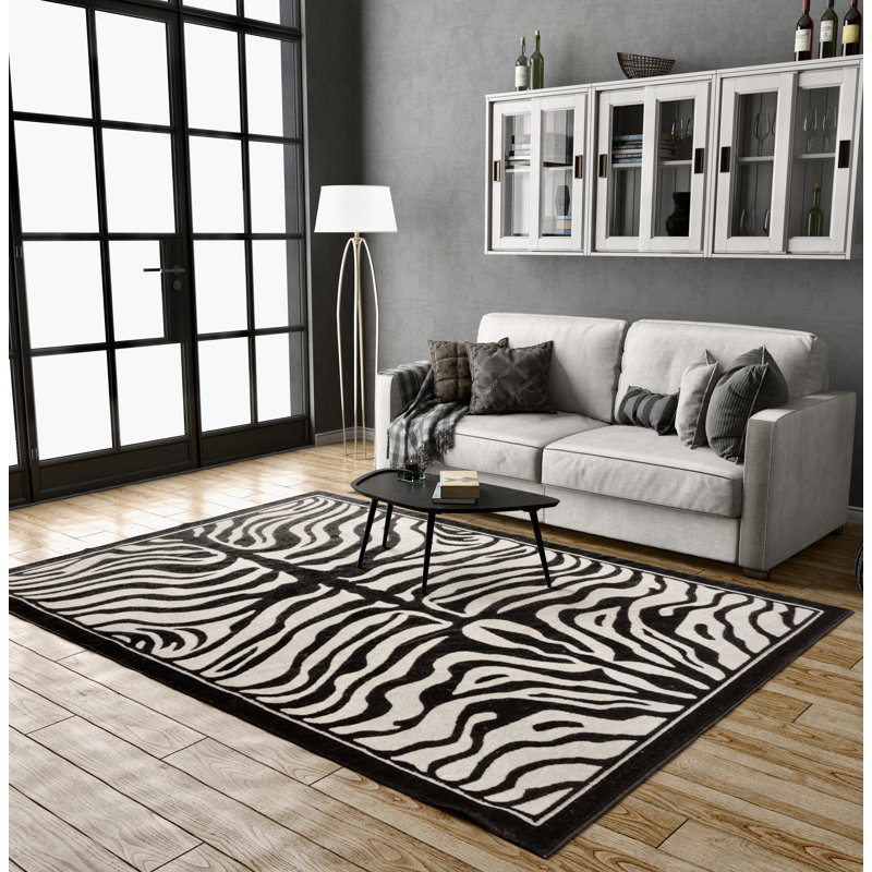 Ramey Wool Animal Print Indoor / Outdoor Rug, Rectangle 8' x 11'