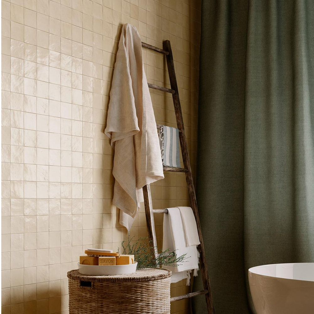 Greenwich 4" x 4" Glossy Tile, Beige