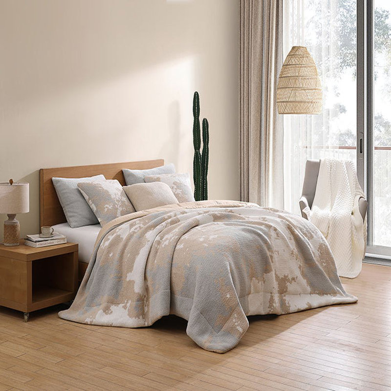 Snug Comforter, King Comforter, White/Desert Abstract