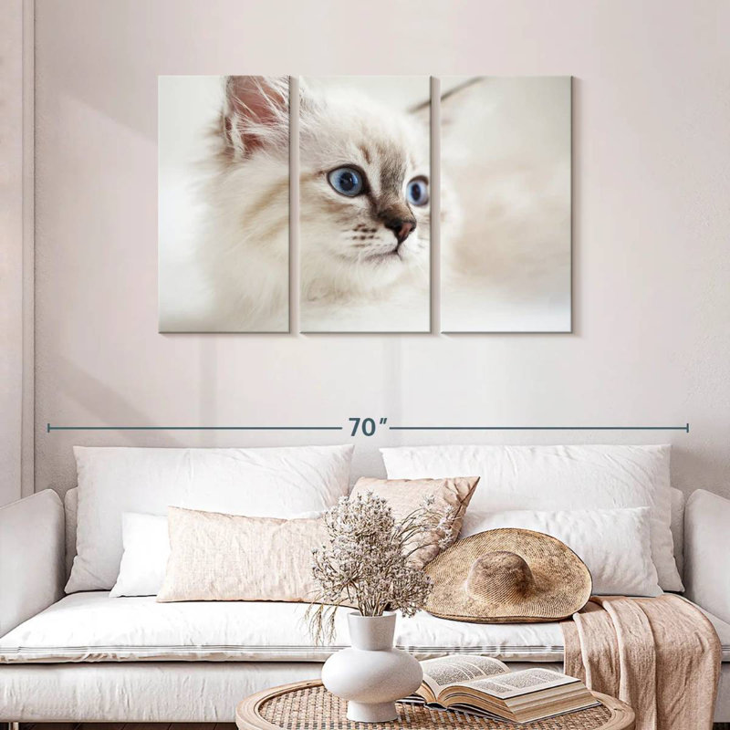 Brampt Neva Masquerade Cat, 28" H x 45" W