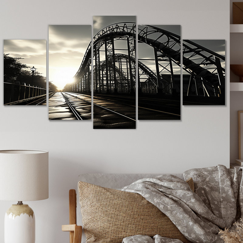 Rollercoaster Shadow - Architecture Wall Decor - 5 Panels
