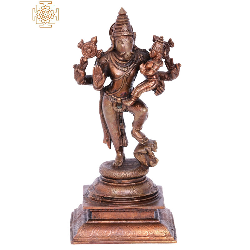 Figurine debout Varaha avec la déesse Lakshmi