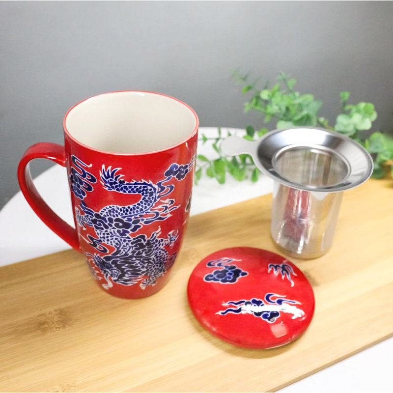 Grande tasse à thé en porcelaine rouge avec couvercle en bronze