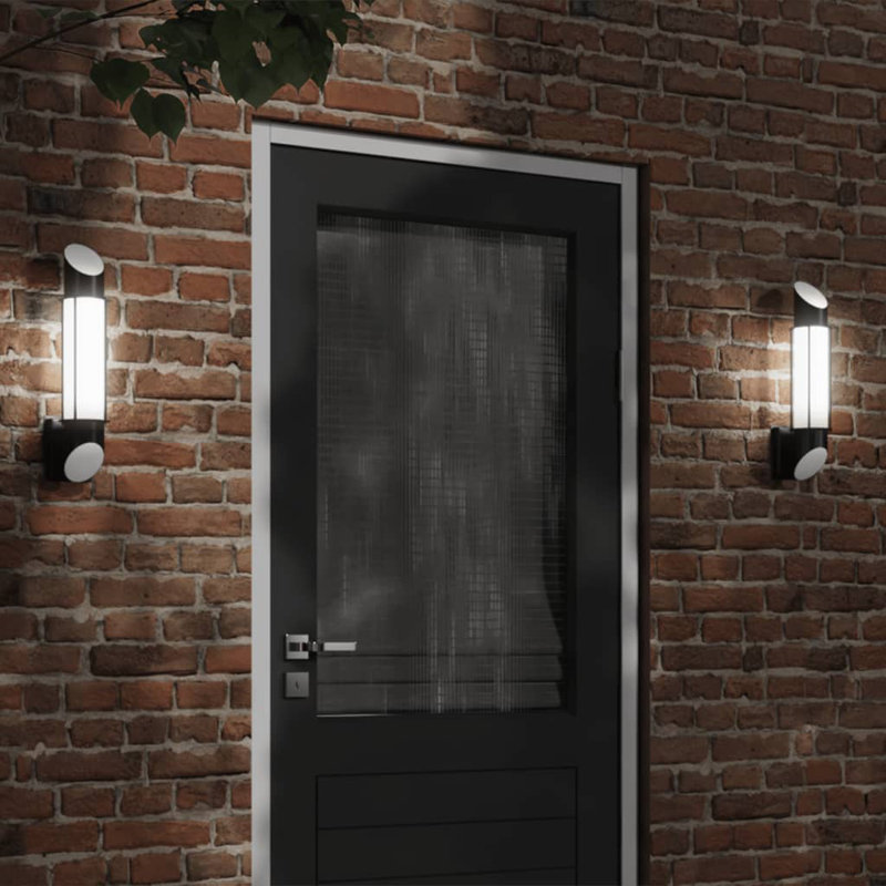 Plug-in 1 Light Outdoor Wall Light, Black