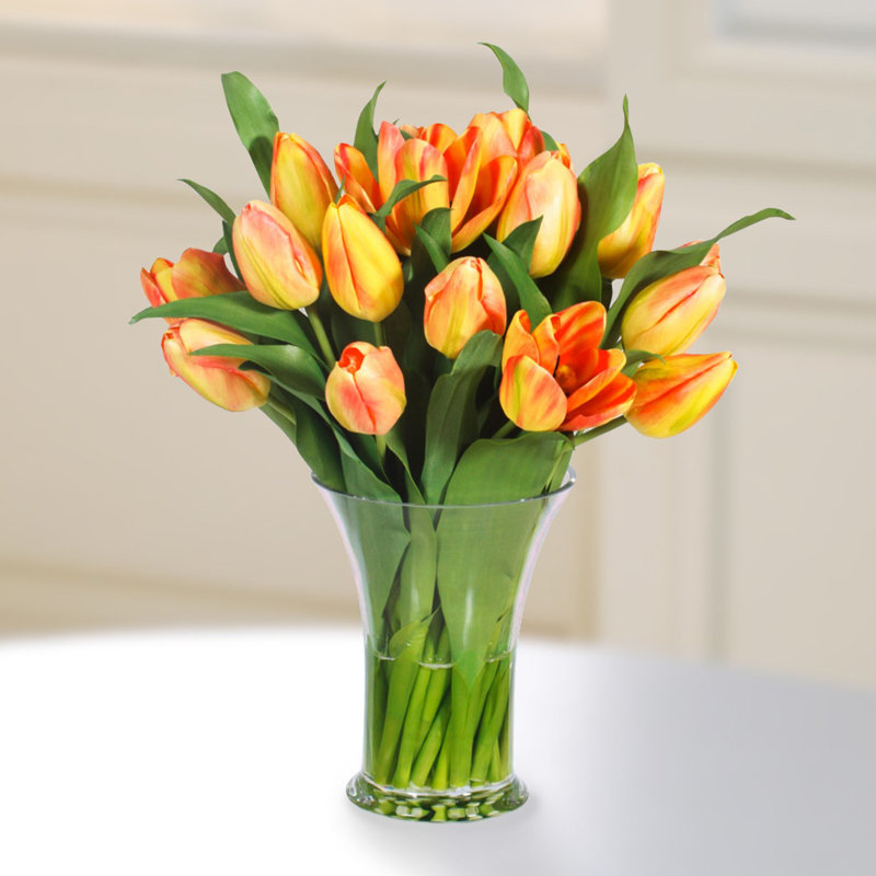 Arrangement floral tulipes dans un vase, Jaune et orange