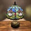 Lampe de table Haydee Tiffany tulipes bleues et mauves en verre teinté avec ampoule DEL Base l 10 po x P 10 po x H 14 po