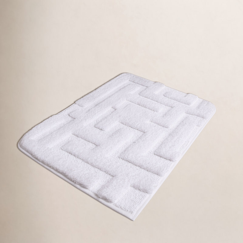 Non-Slip Bath Rug, 16" L x 24" W, White