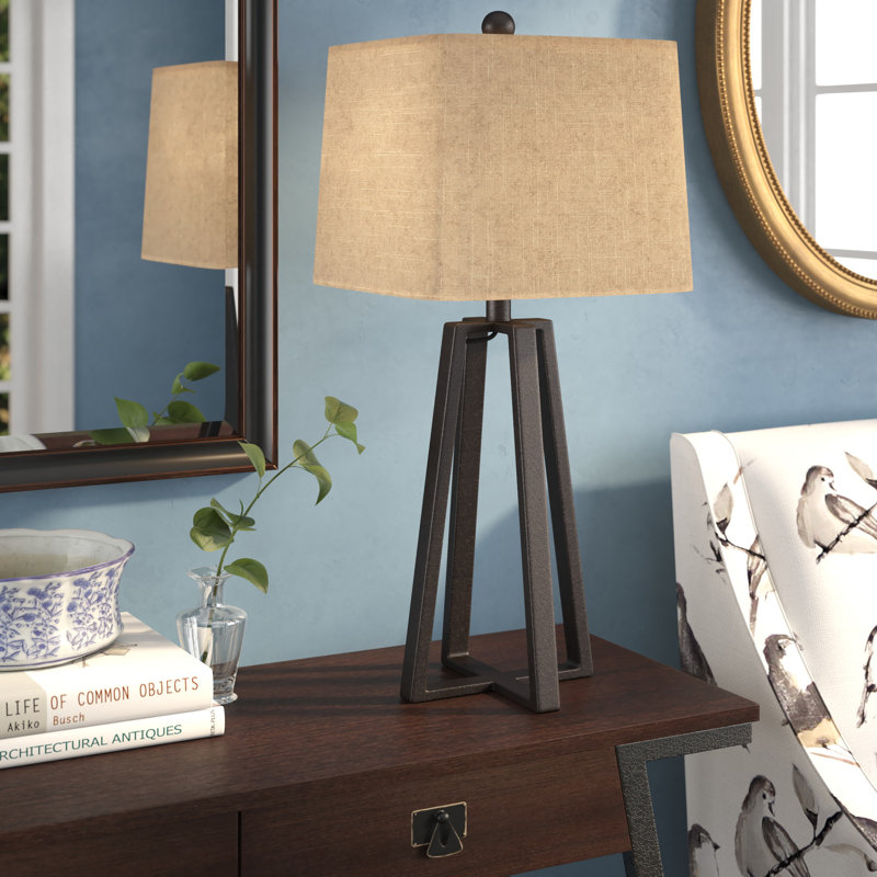 Lampe trépied en métal Dunaway