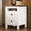 Blanc et brun 2 chambres à coucher, table de chevet compacte et fonctionnelle en brun, construction et efficacité de l'espace