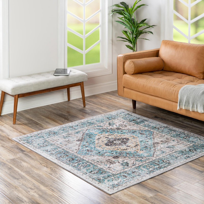 Oriello Oriental Indoor Rug, Square 7'10"