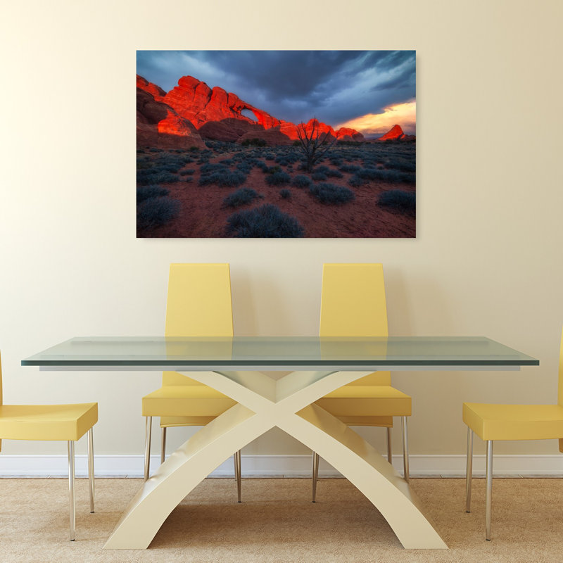 «Dramatic Red Arch Sunset», impression d'art dramatique coloré de paysage abstrait, H 48 po x l 32 po