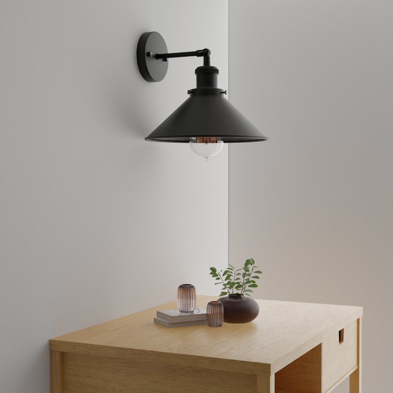 Luis Armed Sconce