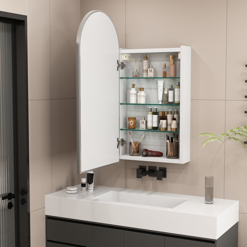 Armoire à pharmacie Tabbatha, H 31,5 po x l 15,7 po x P 4,6 po, Argent argent