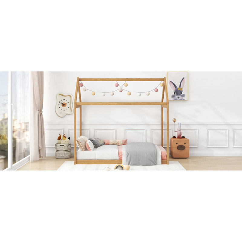 Lit simple en bois - offre un espace de chambre à coucher relaxant et paisible en bois offrant une expérience de sommeil confortable