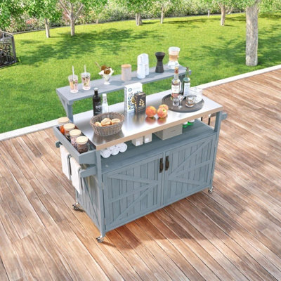 Îlot de cuisine extérieur avec plateau en acier inoxydable