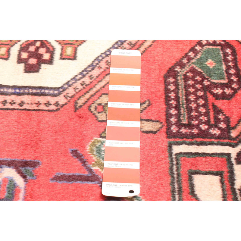Tapis rouge Anadol 3 pi 8 po x 5 pi 6 po