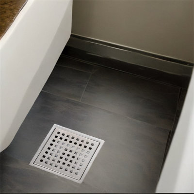 Grille de drain de douche l 6 po