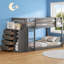 Lit plateforme superposé avec rangement simple au-dessus de simple en bois massif gris ardoise avec 4 tiroirs et 3 tablettes latérales ouvertes