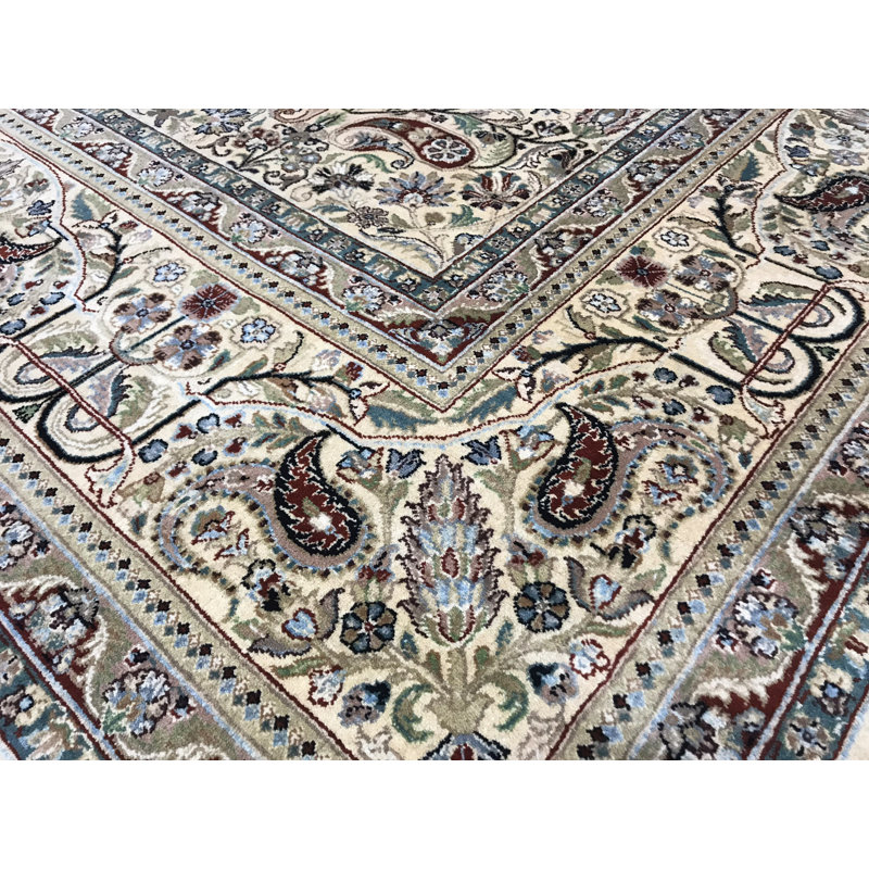 Tapis brun de haute qualité noué à la main