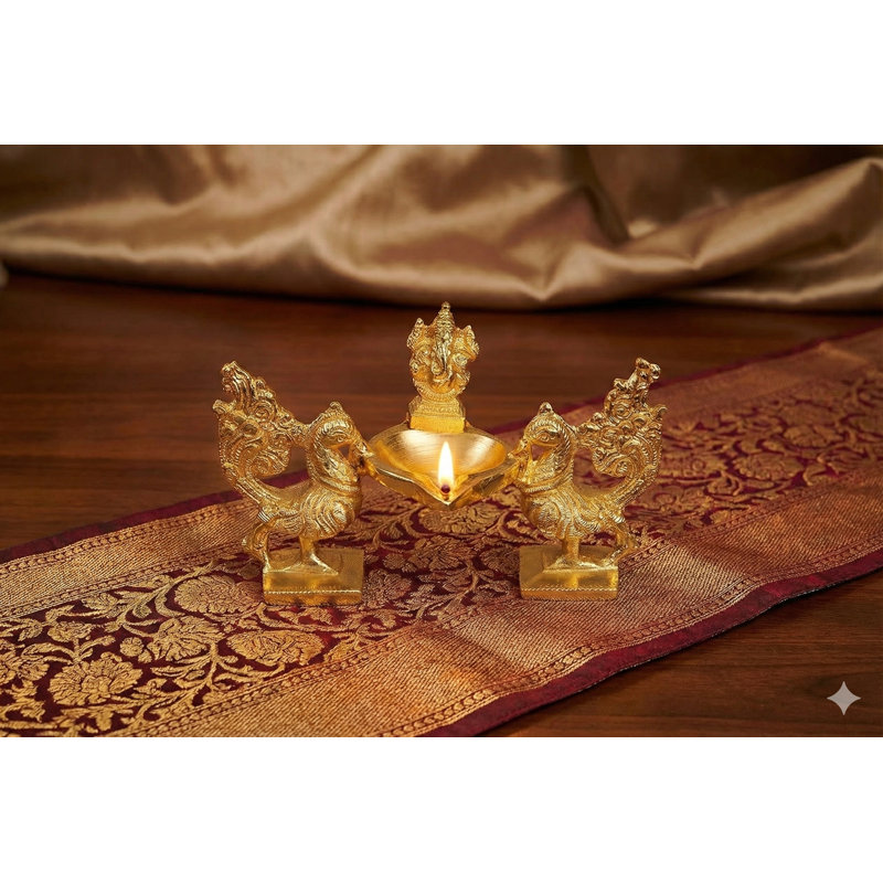 Lampe Lord Ganesha en laiton fabriquée à la main de 4 po avec paire de paons - conception traditionnelle Mayureshwar - décor décoratif indien pour puja, cadeaux et décoration intérieure