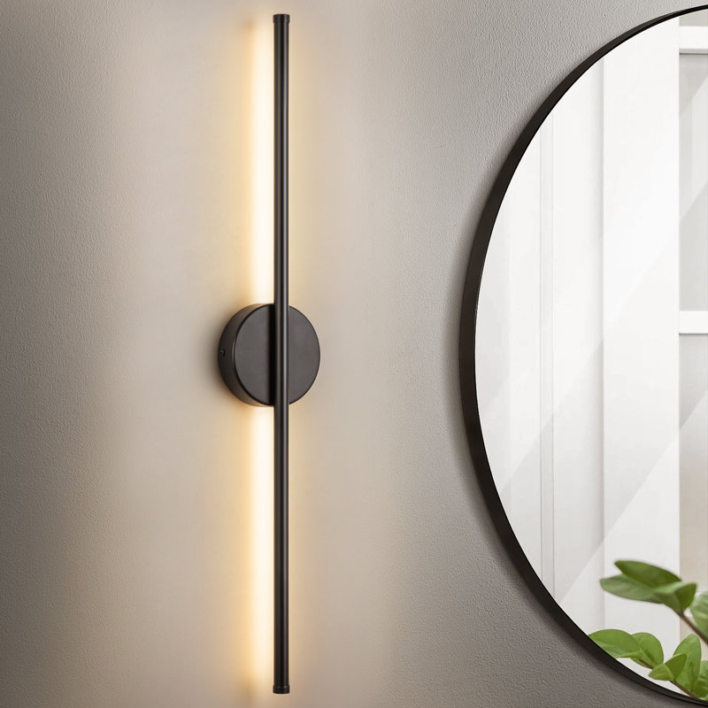Applique murale semi-encastrée Brynie, Noir mat, H 27,6 po x l 4,3 po x P 1,77 po