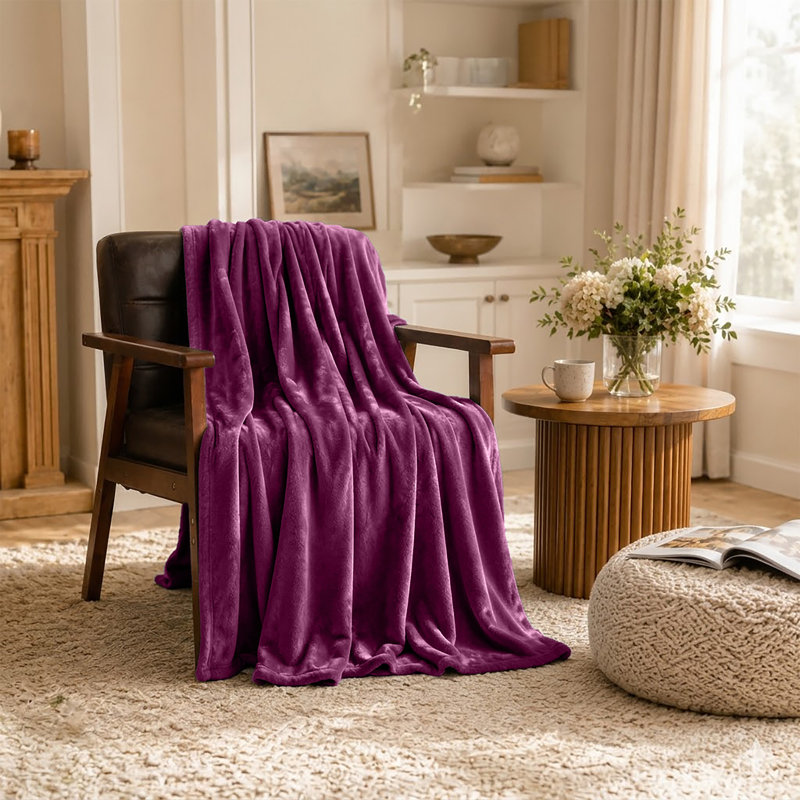 Ultra-Soft Fleece Blanket - Plush Warm Bed & Sofa Throw for All-Season Comfort, Super King (230cm x 270cm), Purple