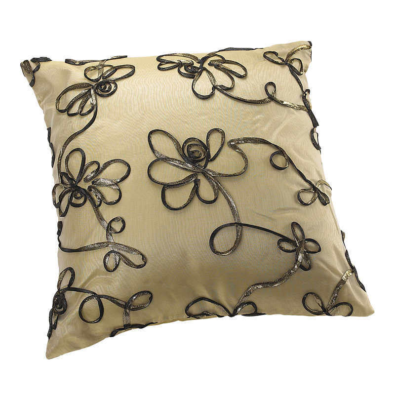 Coussin Venetian, Or, Pas de bourre