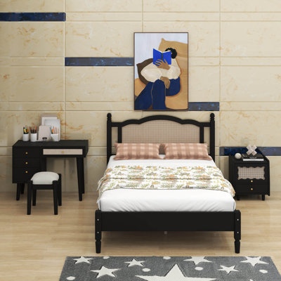 Ensemble de chambre à coucher 3 pièces avec cadre de lit en bois pleine grandeur, 1 table de chevet rétro et 1 coiffeuse de maquillage avec tabouret