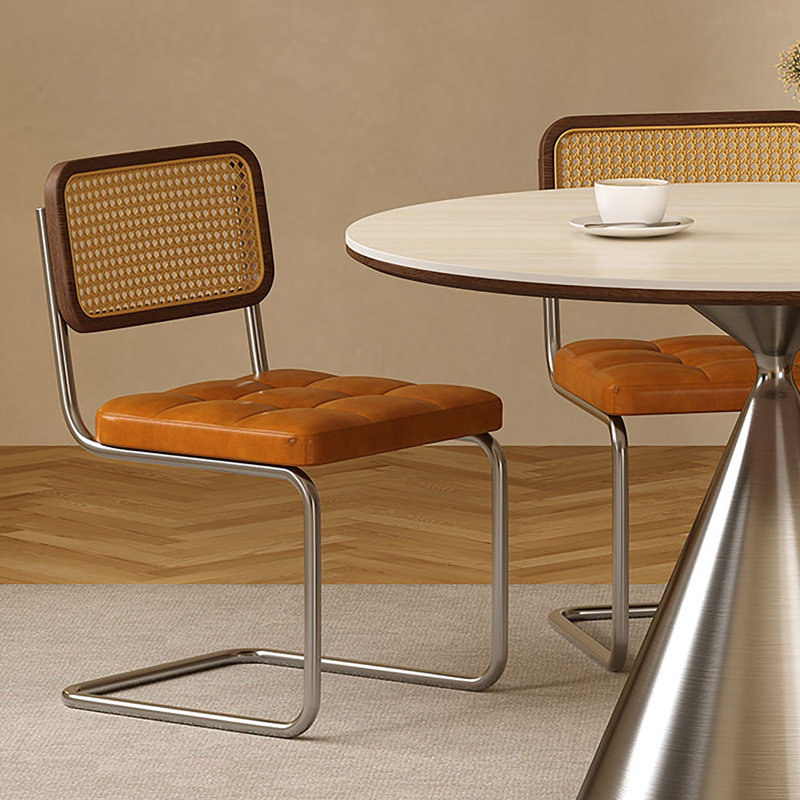 Table ronde Mid-Century en pierre frittée, 5 Pieces: Table, 4 Chairs, 29.5"H x 51.2"L x 51.2"W
