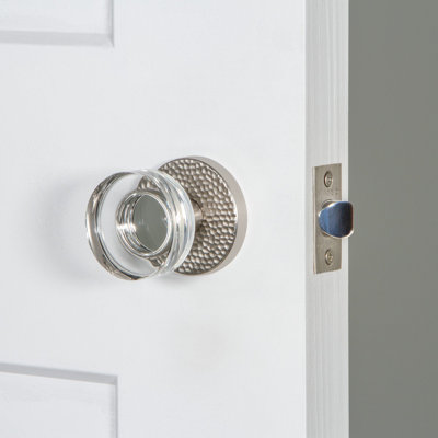 Viaggio Circolo Hammered Rosette with Circolo Crystal Knob