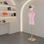 Mannequin de magasin de vêtements féminin-117247245