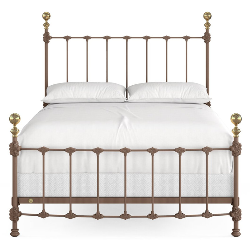 Lit Palatial en fer et laiton, Queen