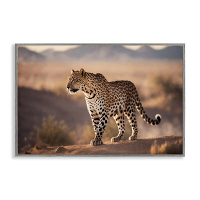  Guépard en patrouille, art giclée par Noah Bay