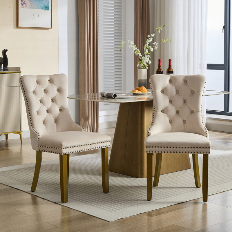 Chaise rembourrée en velours avec pieds en bois doré, Beige