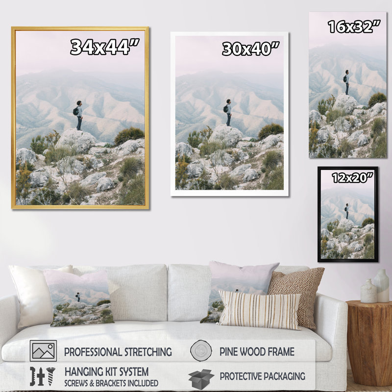 Mountain Trails Harmony III - Imprimé, Cadre flottant doré, H 40 po x l 30 po x P 1,5 po