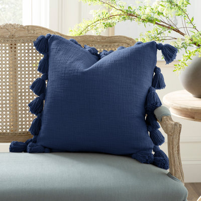Woven Cotton Slub Pillow with Tassels