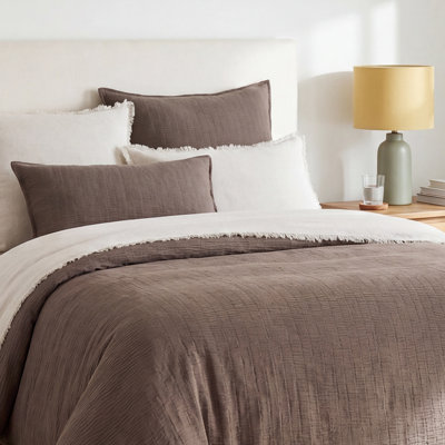 Roark Cotton Coverlet Set