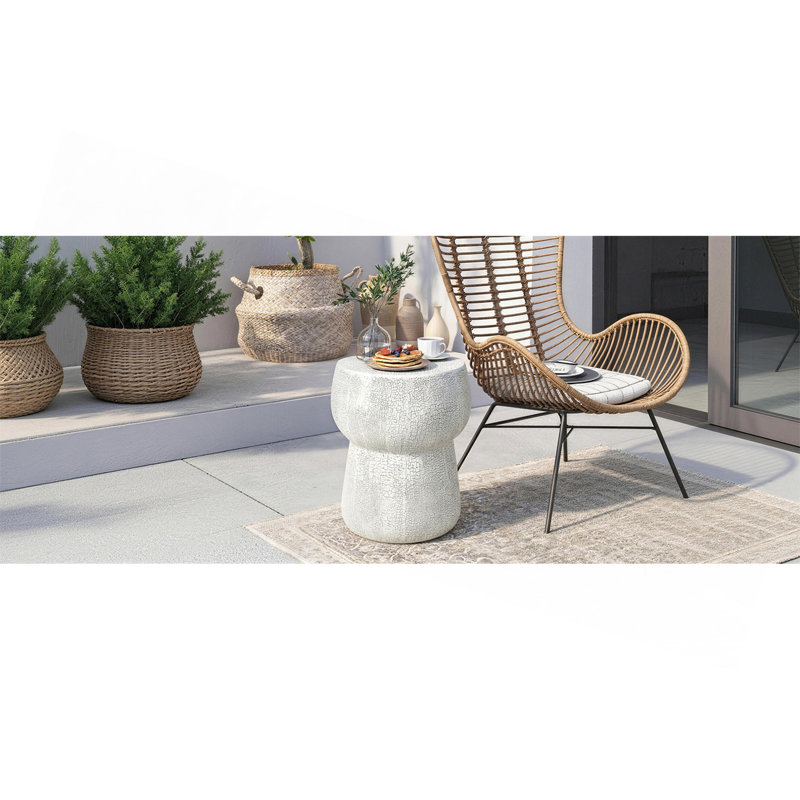 Table d'appoint pour l'extérieur avec processus de fissuration, table basse en béton Morden avec table d'appoint extérieure en forme de tonneau, tabouret de jardin pour patio, jardin, cour.