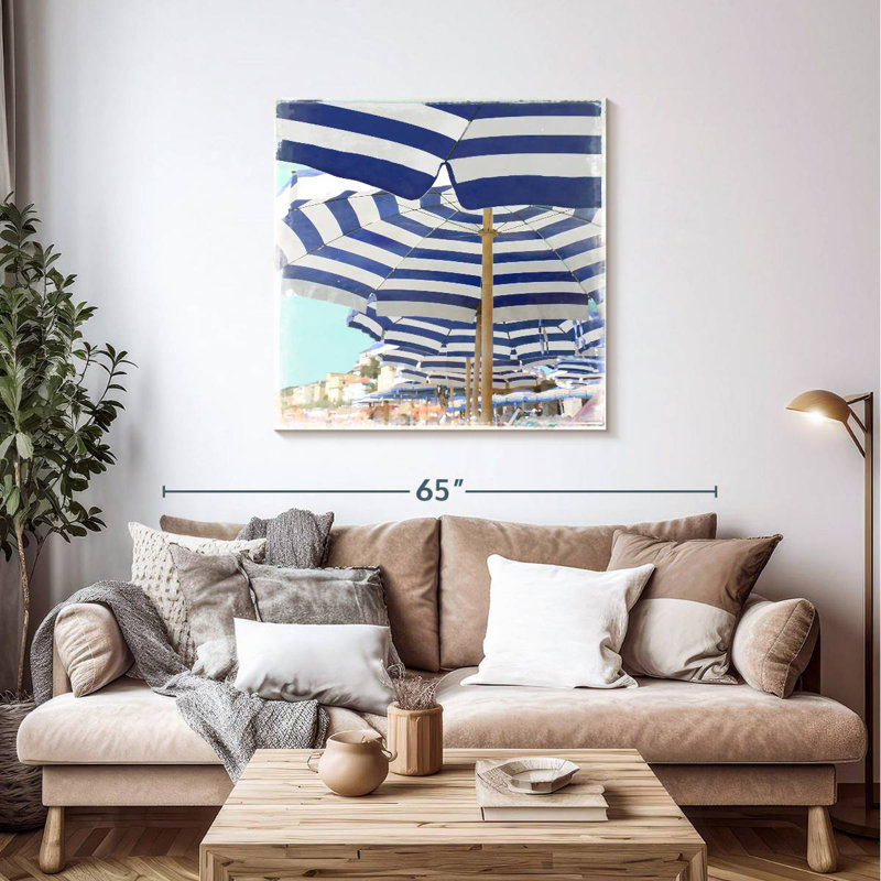 Kerner Beach Club, 39" H x 39" W