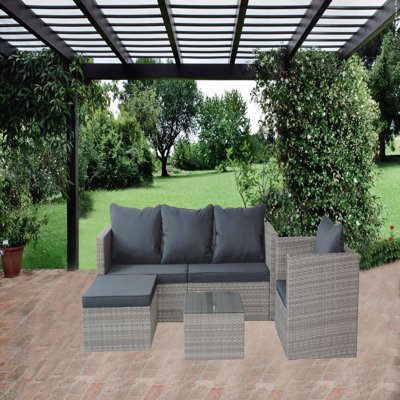 4 ensembles de patio
