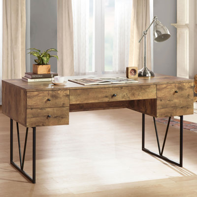 Bureau rustique couleur muscade à 4 tiroirs avec piètement traîneau et structure métallique, apportant une touche chaleureuse et naturelle à votre bureau, hauteur de 77,5 cm (30,5 pouces), offrant un soutien fiable pour une utilisation au bureau.