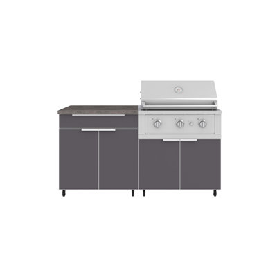 Ensemble de cuisine extérieure en aluminium, composé de 4 armoires, avec barbecue haute performance de 84 cm (33 po) fonctionnant au propane et comptoir en pierre reconstituée gris Saga de 81 cm (32 po).
